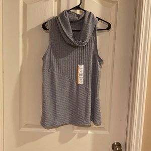 Time and tru gray cowl neck medium (8-10) 88% polyester 9% rayon 3% spandex